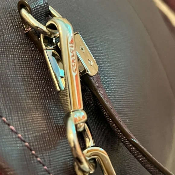 Coach Purple Two-Tone Leather Women's Bag - Picture 7 of 13